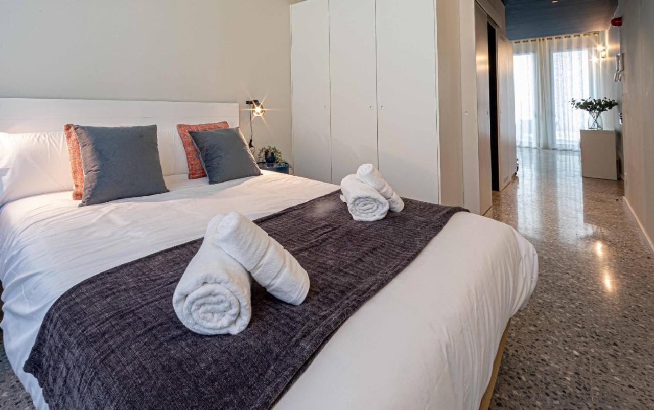 Barcelona Touch Apartments - Rosich L'Hospitalet de Llobregat Exteriér fotografie